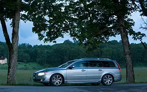 Cars wallpapers Volvo V70 D5 - 2014