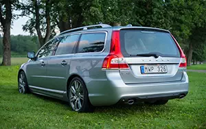 Cars wallpapers Volvo V70 D5 - 2014