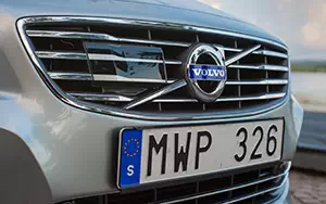 Cars wallpapers Volvo V70 D5 - 2014