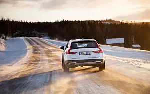 Cars wallpapers Volvo V90 T6 Cross Country - 2017