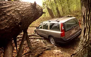 Cars wallpapers Volvo V70 XC - 2001