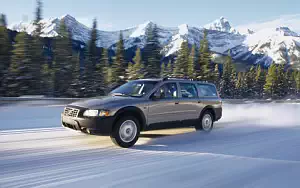 Cars wallpapers Volvo V70 XC - 2001