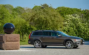 Cars wallpapers Volvo XC70 T6 AWD - 2013