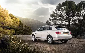 Cars wallpapers Bentley Bentayga Diesel (White Sand) - 2016
