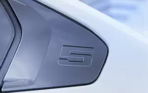 Cars wallpapers BMW i5 M60 xDrive (Alpine White Metallic) - 2023