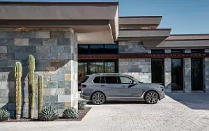 Cars wallpapers BMW X7 xDrive40i - 2022