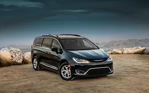 Cars wallpapers Chrysler Pacifica Touring-L Plus - 2016