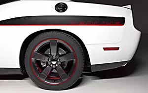 Cars wallpapers Dodge Challenger R/T Redline - 2013