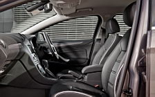 Cars wallpapers Ford Mondeo Hatchback UK-spec - 2010