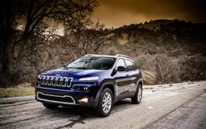 Cars wallpapers Jeep Cherokee Limited - 2013