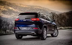 Cars wallpapers Jeep Cherokee Limited - 2013