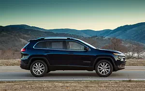 Cars wallpapers Jeep Cherokee Limited - 2013