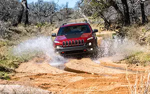 Cars wallpapers Jeep Cherokee Trailhawk - 2013