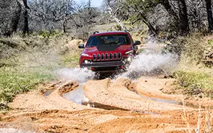 Cars wallpapers Jeep Cherokee Trailhawk - 2013