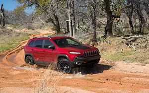 Cars wallpapers Jeep Cherokee Trailhawk - 2013