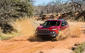 Cars wallpapers Jeep Cherokee Trailhawk - 2013