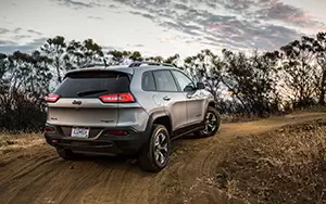 Cars wallpapers Jeep Cherokee Trailhawk - 2014