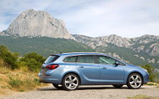 Cars wallpapers Opel Astra Sports Tourer - 2011