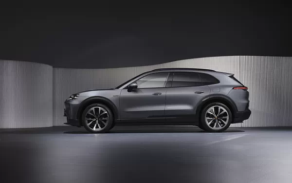 Cars wallpapers Porsche Cayenne Electric - 2026