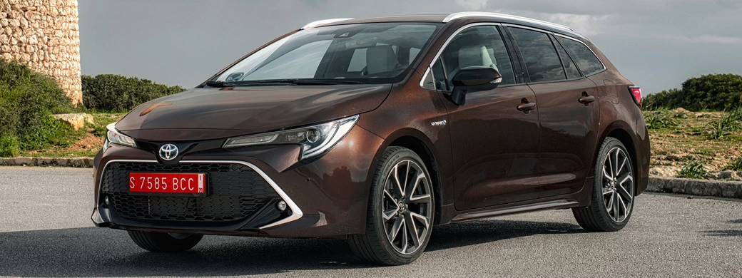Cars wallpapers Toyota Corolla Touring Sports Hybrid 2.0L - 2019 - Car wallpapers