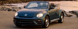 Volkswagen Beetle Turbo Convertible US-spec - 2018