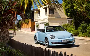 Cars wallpapers Volkswagen Beetle Cabriolet 60s Edition - 2012