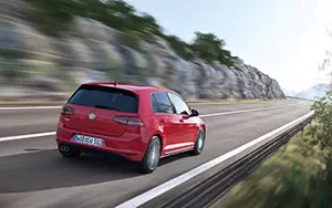 Cars wallpapers Volkswagen Golf GTD 5door - 2013