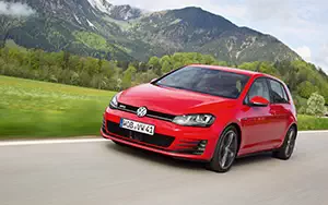 Cars wallpapers Volkswagen Golf GTD 5door - 2013