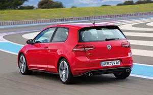 Cars wallpapers Volkswagen Golf GTI 3door - 2013