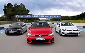 Cars wallpapers Volkswagen Golf GTI 3door - 2013