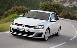 Cars wallpapers Volkswagen Golf GTI 5door - 2013