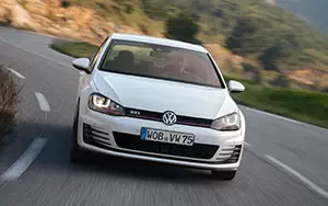 Cars wallpapers Volkswagen Golf GTI 5door - 2013