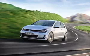 Cars wallpapers Volkswagen Golf GTI 5door - 2013