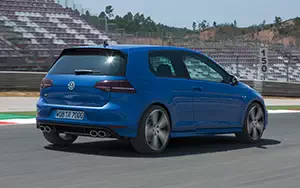 Cars wallpapers Volkswagen Golf R 3door - 2013