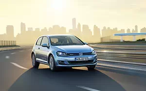 Cars wallpapers Volkswagen Golf TDI BlueMotion 3door - 2013