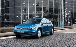 Cars wallpapers Volkswagen Golf TGI BlueMotion 5door - 2013