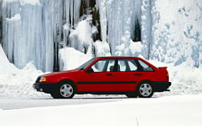 Cars wallpapers Volvo 440 - 1990