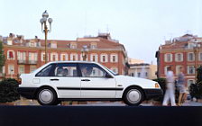 Cars wallpapers Volvo 440 - 1990