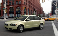 Cars wallpapers Volvo S40 - 2004