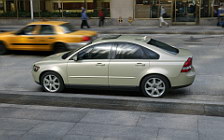 Cars wallpapers Volvo S40 - 2004