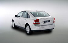 Cars wallpapers Volvo S40 - 2004