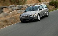 Cars wallpapers Volvo V50 - 2004