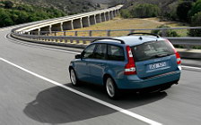 Cars wallpapers Volvo V50 - 2005