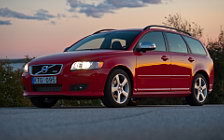 Cars wallpapers Volvo V50 R-Design - 2011