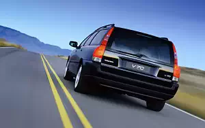 Cars wallpapers Volvo V70 - 2003