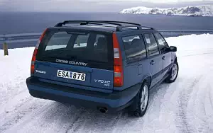 Cars wallpapers Volvo V70 XC - 1998